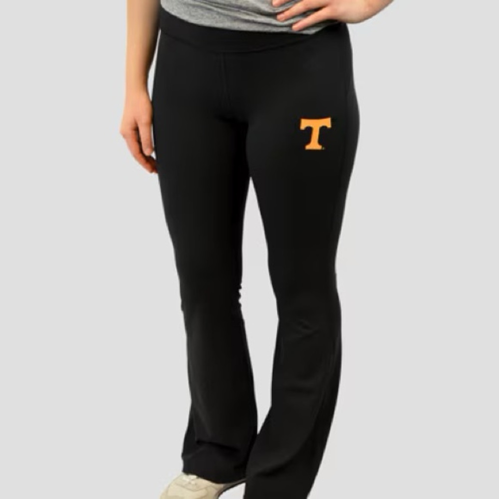 University of Tennessee Lululemon Groove Flare Pant